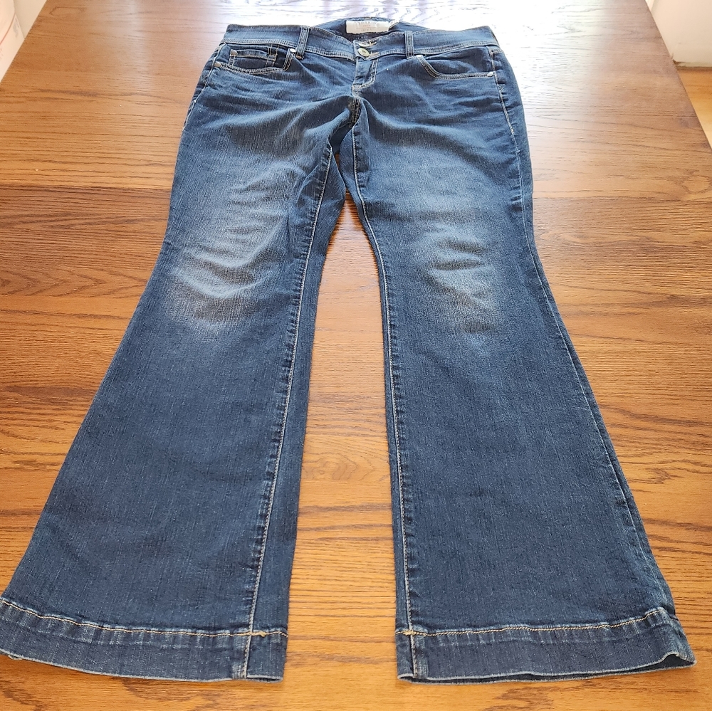 Women's SZ 10R Torrid Flare Blue Denim Jeans In Gently Used Condition